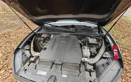 Volkswagen Touareg III, 2019 год, 4 150 000 рублей, 7 фотография