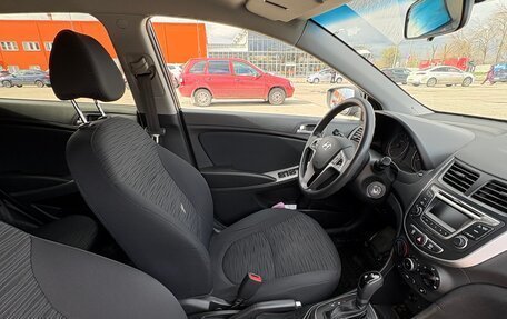 Hyundai Solaris II рестайлинг, 2015 год, 1 150 000 рублей, 8 фотография