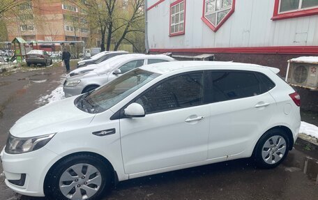 KIA Rio III рестайлинг, 2013 год, 850 000 рублей, 2 фотография