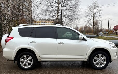 Toyota RAV4, 2011 год, 1 300 000 рублей, 8 фотография