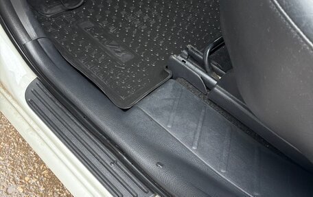 Toyota RAV4, 2011 год, 1 300 000 рублей, 13 фотография