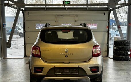 Renault Sandero II рестайлинг, 2018 год, 1 229 000 рублей, 5 фотография