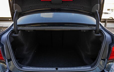 BMW 5 серия, 2019 год, 3 358 000 рублей, 13 фотография