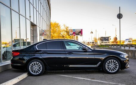 BMW 5 серия, 2019 год, 3 358 000 рублей, 8 фотография
