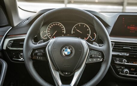 BMW 5 серия, 2019 год, 3 358 000 рублей, 17 фотография