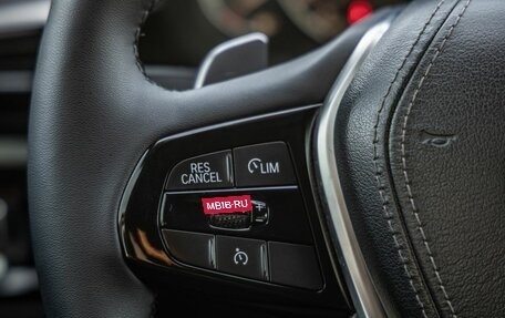 BMW 5 серия, 2019 год, 3 358 000 рублей, 18 фотография