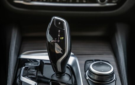 BMW 5 серия, 2019 год, 3 358 000 рублей, 25 фотография