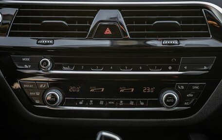 BMW 5 серия, 2019 год, 3 358 000 рублей, 24 фотография