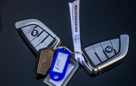 BMW 5 серия, 2019 год, 3 358 000 рублей, 40 фотография