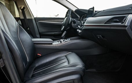 BMW 5 серия, 2019 год, 3 358 000 рублей, 38 фотография