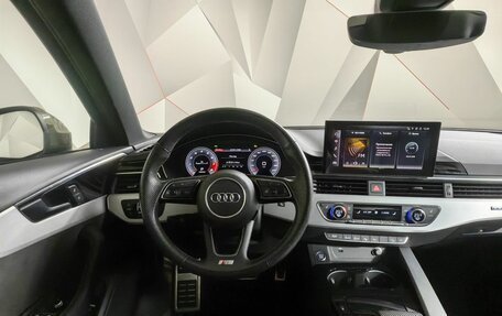 Audi A4, 2021 год, 4 030 000 рублей, 20 фотография
