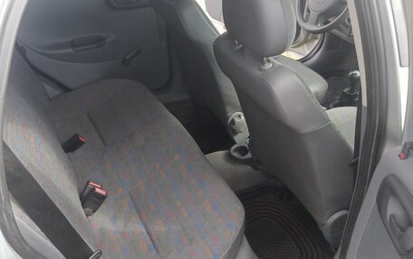 Opel Corsa C рестайлинг, 2001 год, 255 000 рублей, 6 фотография