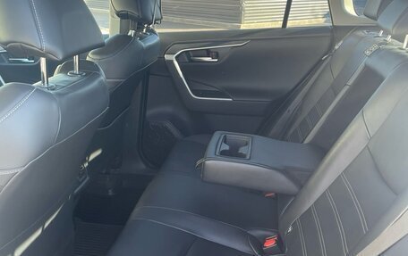 Toyota RAV4, 2020 год, 2 899 900 рублей, 8 фотография