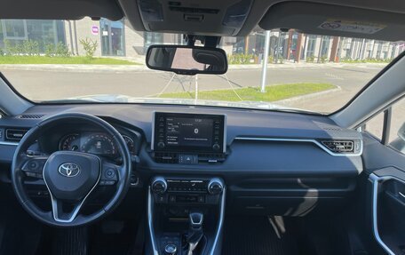 Toyota RAV4, 2020 год, 2 899 900 рублей, 9 фотография