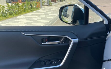 Toyota RAV4, 2020 год, 2 899 900 рублей, 13 фотография