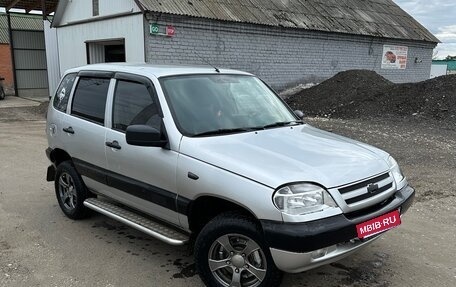 Chevrolet Niva I рестайлинг, 2006 год, 450 000 рублей, 2 фотография