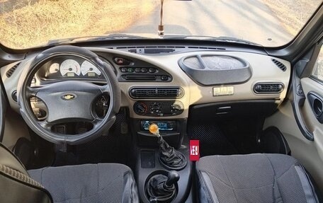 Chevrolet Niva I рестайлинг, 2006 год, 299 000 рублей, 9 фотография