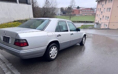 Mercedes-Benz E-Класс, 1995 год, 2 930 000 рублей, 2 фотография