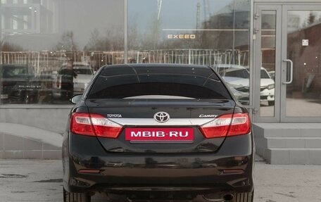 Toyota Camry, 2012 год, 1 600 000 рублей, 6 фотография