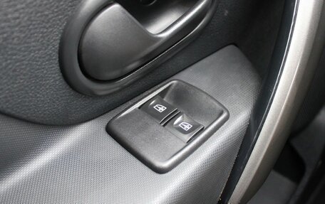 Renault Logan II, 2019 год, 1 259 000 рублей, 9 фотография