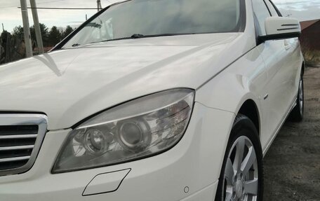 Mercedes-Benz C-Класс, 2010 год, 680 000 рублей, 10 фотография