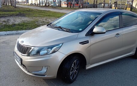 KIA Rio III рестайлинг, 2013 год, 890 000 рублей, 4 фотография