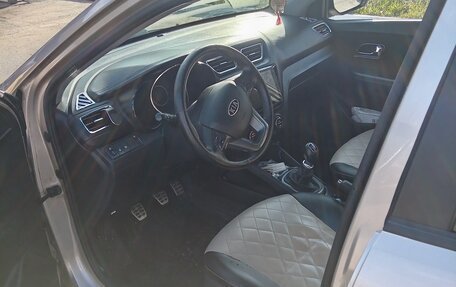 KIA Rio III рестайлинг, 2013 год, 890 000 рублей, 10 фотография