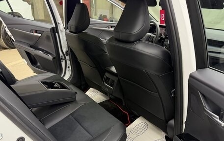 Toyota Camry, 2026 год, 4 200 000 рублей, 28 фотография