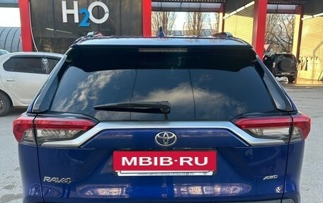 Toyota RAV4, 2021 год, 3 500 000 рублей, 2 фотография