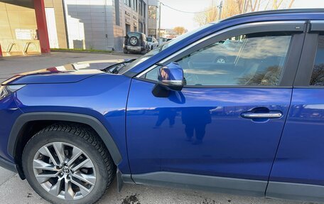 Toyota RAV4, 2021 год, 3 500 000 рублей, 6 фотография