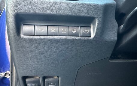 Toyota RAV4, 2021 год, 3 500 000 рублей, 21 фотография