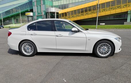 BMW 3 серия, 2017 год, 2 450 000 рублей, 5 фотография