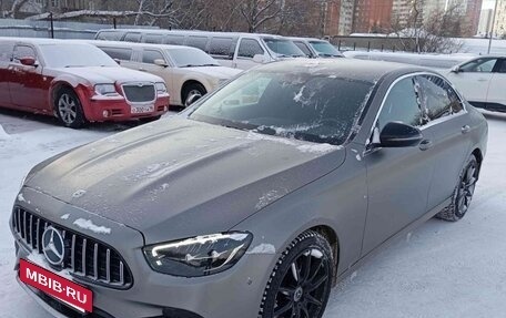 Mercedes-Benz E-Класс, 2022 год, 4 960 000 рублей, 2 фотография