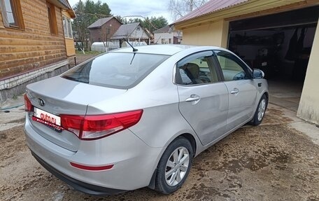 KIA Rio III рестайлинг, 2015 год, 1 030 000 рублей, 6 фотография