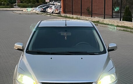 Ford Focus II рестайлинг, 2011 год, 650 000 рублей, 3 фотография