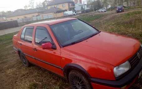 Volkswagen Vento, 1992 год, 125 000 рублей, 11 фотография