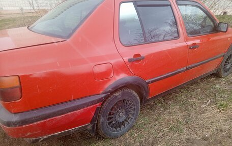 Volkswagen Vento, 1992 год, 125 000 рублей, 9 фотография