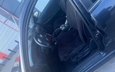 Hyundai Sonata IV рестайлинг, 2005 год, 450 000 рублей, 8 фотография