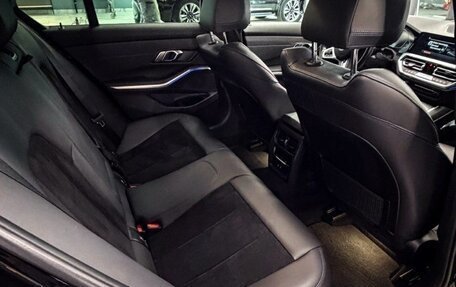 BMW 3 серия, 2020 год, 4 000 000 рублей, 12 фотография