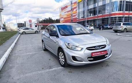 Hyundai Solaris II рестайлинг, 2013 год, 670 000 рублей, 1 фотография