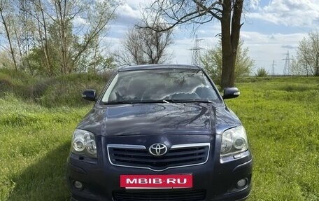 Toyota Avensis III рестайлинг, 2007 год, 750 000 рублей, 3 фотография