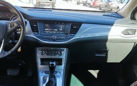 Opel Astra K, 2021 год, 1 310 000 рублей, 6 фотография