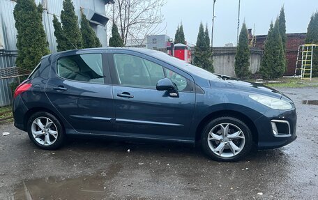 Peugeot 308 II, 2011 год, 555 000 рублей, 5 фотография