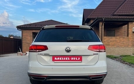 Volkswagen Passat B8 рестайлинг, 2019 год, 3 100 000 рублей, 3 фотография