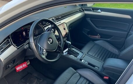 Volkswagen Passat B8 рестайлинг, 2019 год, 3 100 000 рублей, 14 фотография