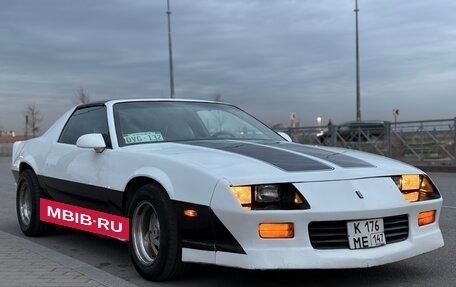 Chevrolet Camaro III, 1991 год, 3 000 000 рублей, 2 фотография