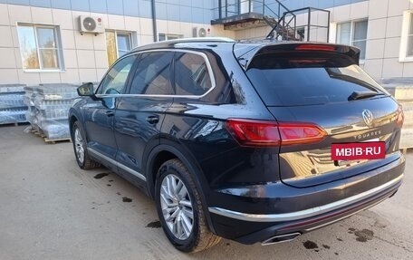 Volkswagen Touareg III, 2022 год, 5 699 999 рублей, 6 фотография