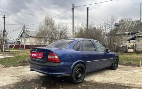 Opel Vectra B рестайлинг, 1996 год, 200 000 рублей, 6 фотография