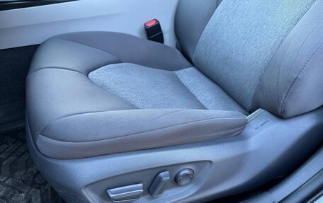 Toyota Camry, 2018 год, 2 200 000 рублей, 11 фотография