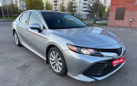 Toyota Camry, 2018 год, 2 200 000 рублей, 3 фотография